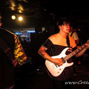 039 Suffocate With Your Fame